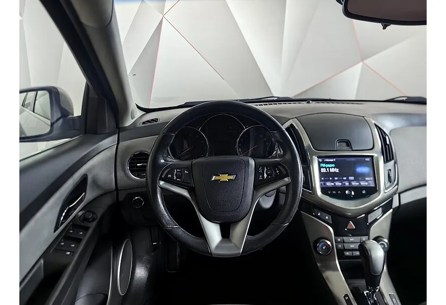 Chevrolet Cruze 1.4 Turbo AT (140 л.с.) Серебристый в АВИЛОН. Слайд №19