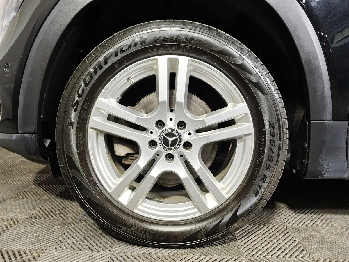 Mercedes-Benz GLB 200 8G-DCT 4MATIC (150 л.с.) Progressive Черный в АВИЛОН. Слайд №9
