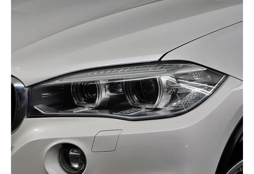 BMW X5 xDrive25d Steptronic (218 л.с.) Business (Локальная сборка) Белый в АВИЛОН. Слайд №7