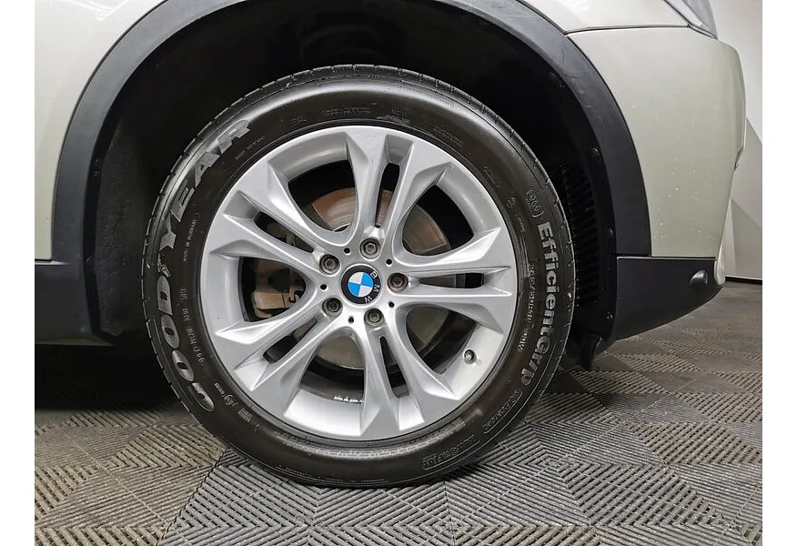 BMW X4 xDrive30d Steptronic (249 л.с.) Серый в АВИЛОН. Слайд №17