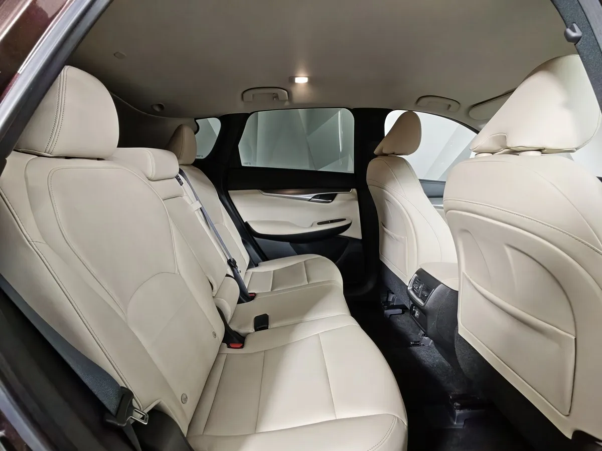 Infiniti QX50 2.0 VC-T CVT AWD (249 л.с.) Коричневый в АВИЛОН. Слайд №15