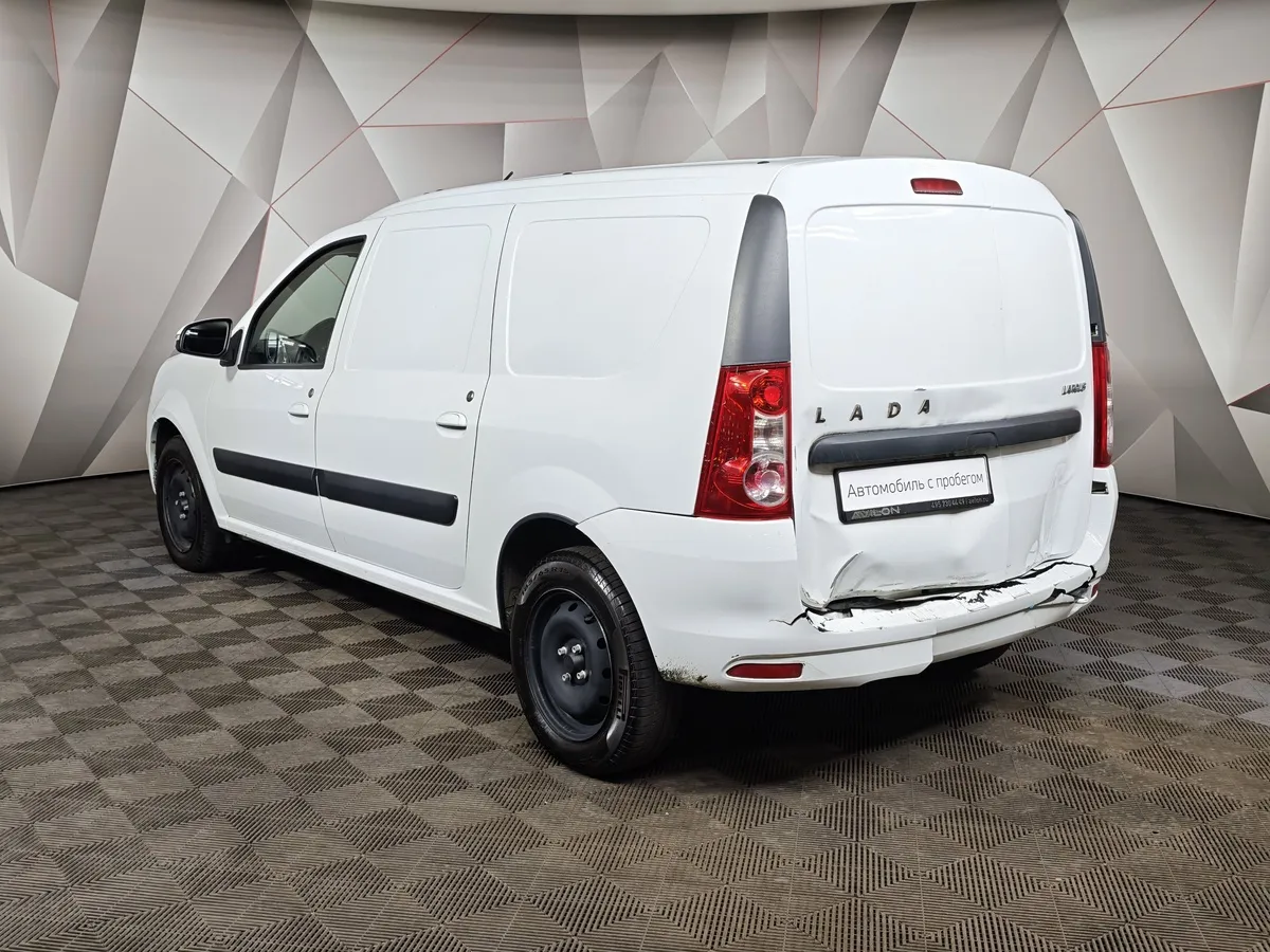 ВАЗ (Lada) Largus 1.6 MT 16 кл (5 мест) (105 л.с.) Белый в АВИЛОН. Слайд №4