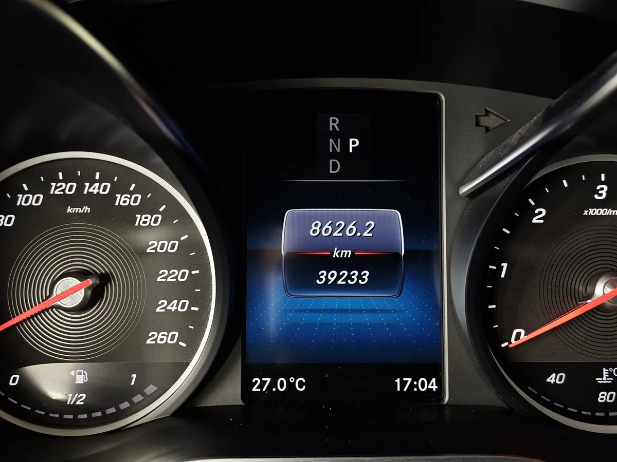Mercedes-Benz V-Класс V 300 L2 4Matic 9G-Tronic (239 л.с.) Серый в АВИЛОН. Слайд №17