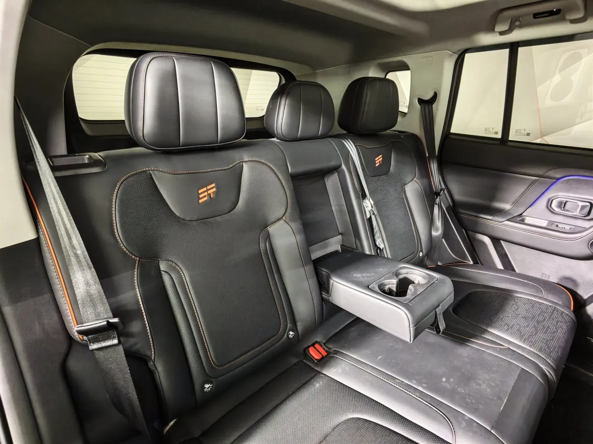 JETOUR T1 2.0T AT 4WD (245 л.с.) Luxury Черный в АВИЛОН. Слайд №17