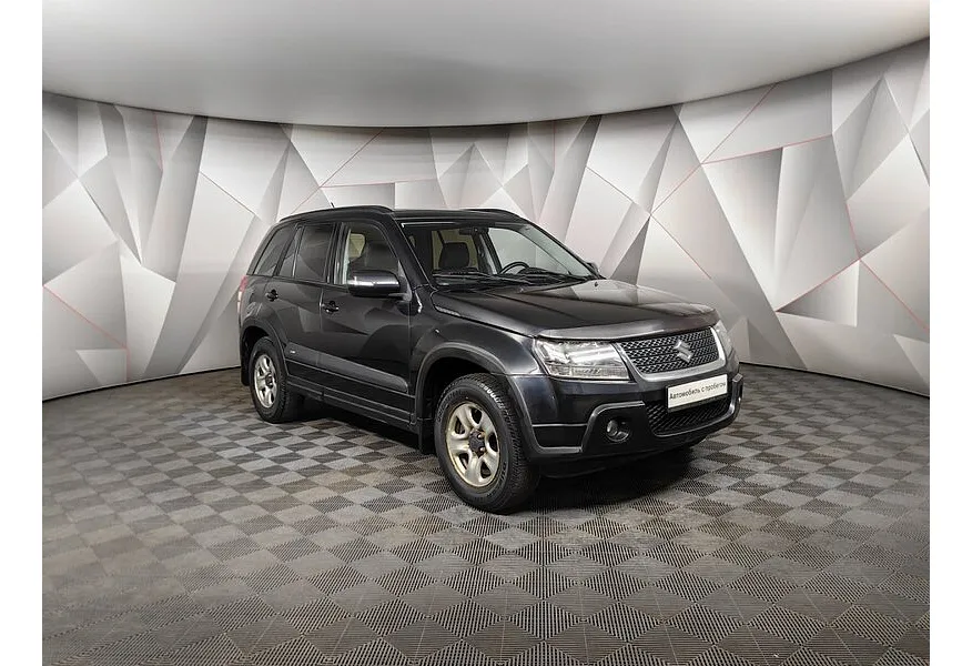 Suzuki Grand Vitara 2.0 AT (140 л.с.) Черный в АВИЛОН. Слайд №3