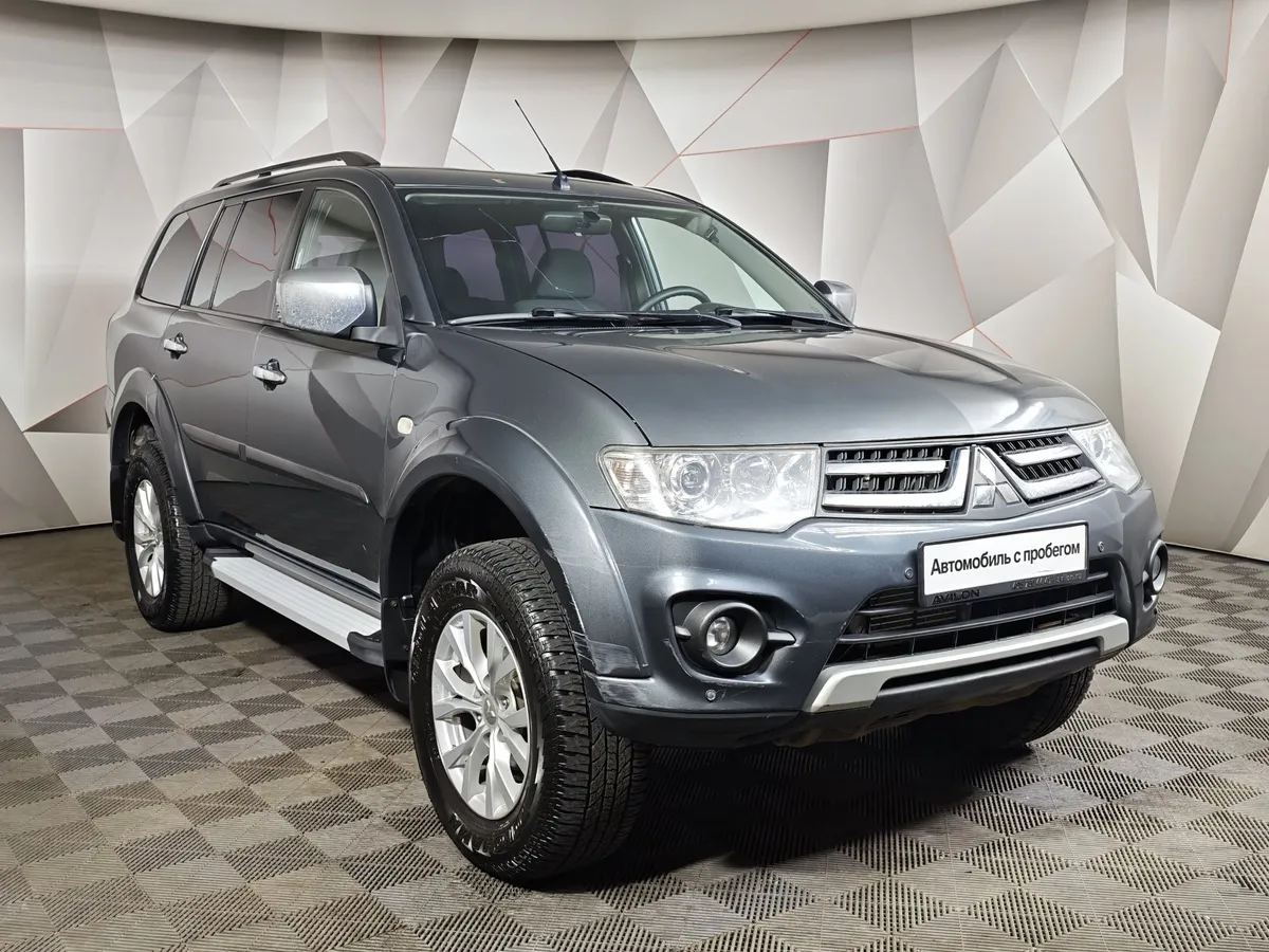 Mitsubishi Pajero Sport 2.5 DI-D AT AWD (178 л.с.) Серый в АВИЛОН. Слайд №3