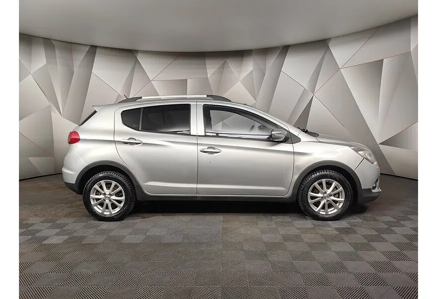 Lifan X50 1.5 MT (103 л.с.) Серебристый в АВИЛОН. Слайд №6