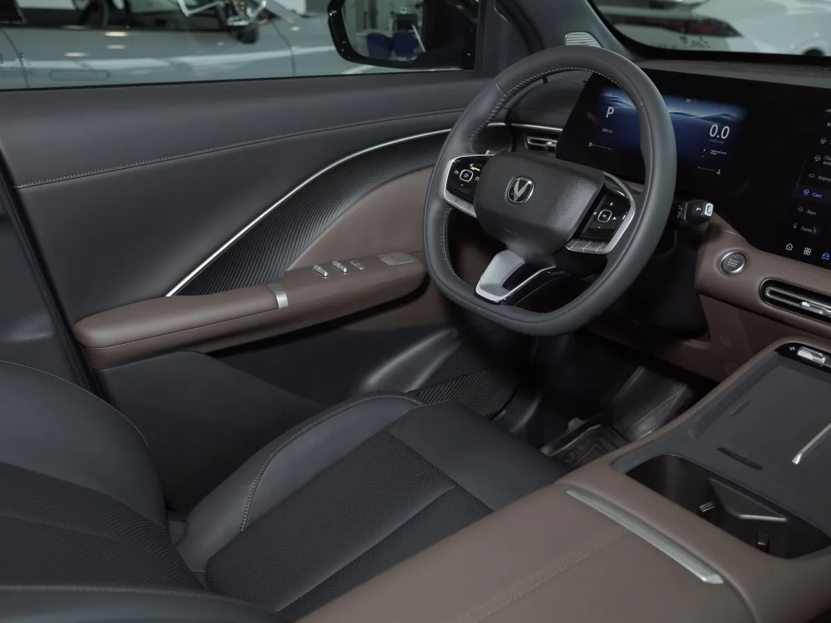 Changan UNI-S 1.5T 7DCT 4WD (181 л.с.) Техно Серый в АВИЛОН. Слайд №13
