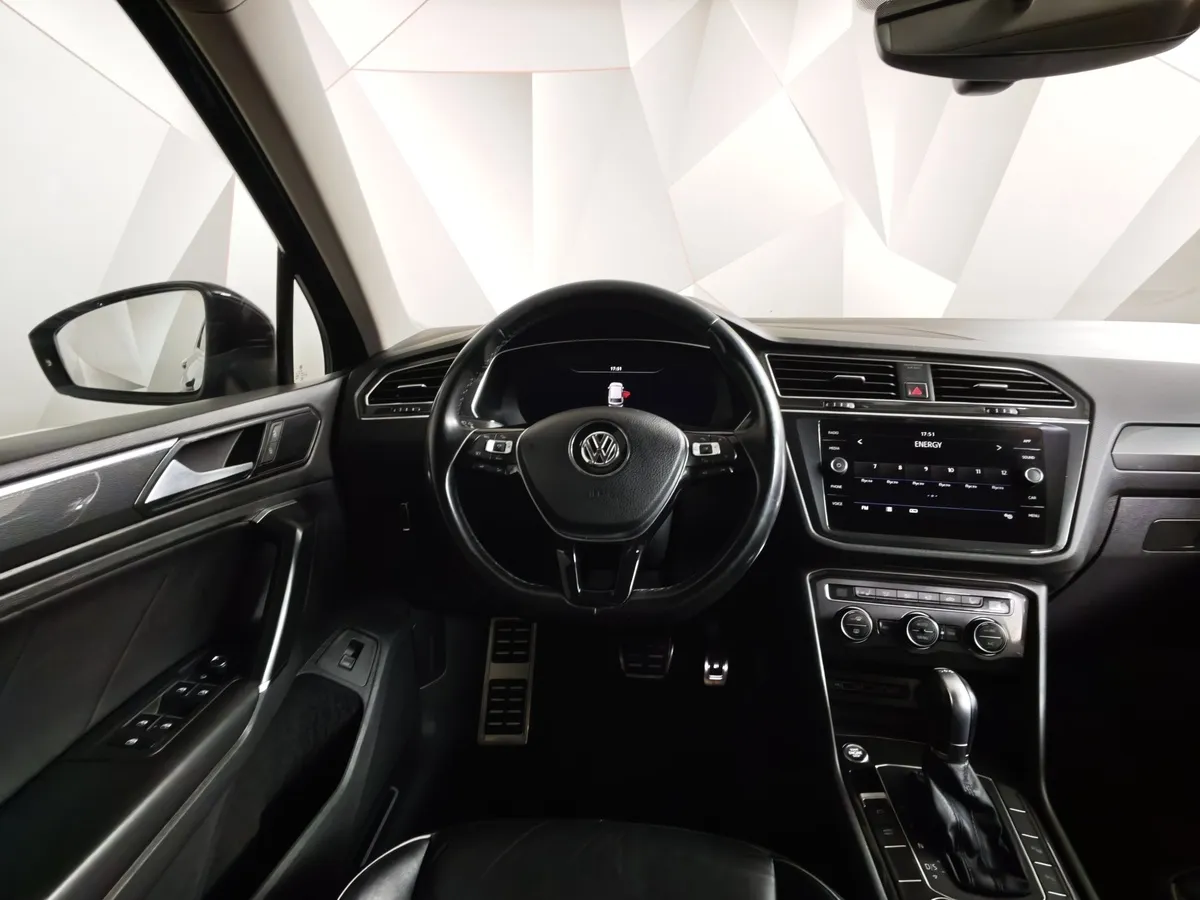 Volkswagen Tiguan 2.0 TSI 4Motion DSG (180 л.с.) City Черный в АВИЛОН. Слайд №20