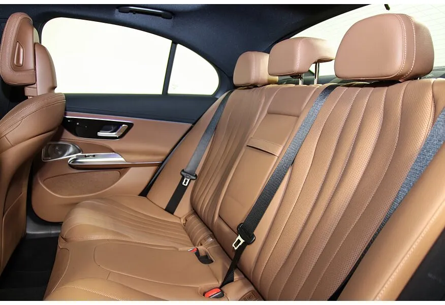 АВИЛОН - Mercedes-Benz E-Класс E 300 4MATIC (258 л.с.) Черный - slide 8