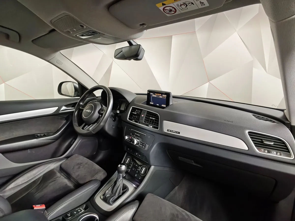 Audi Q3 2.0 TFSI S tronic quattro (180 л.с.) Sport Серый в АВИЛОН. Слайд №13