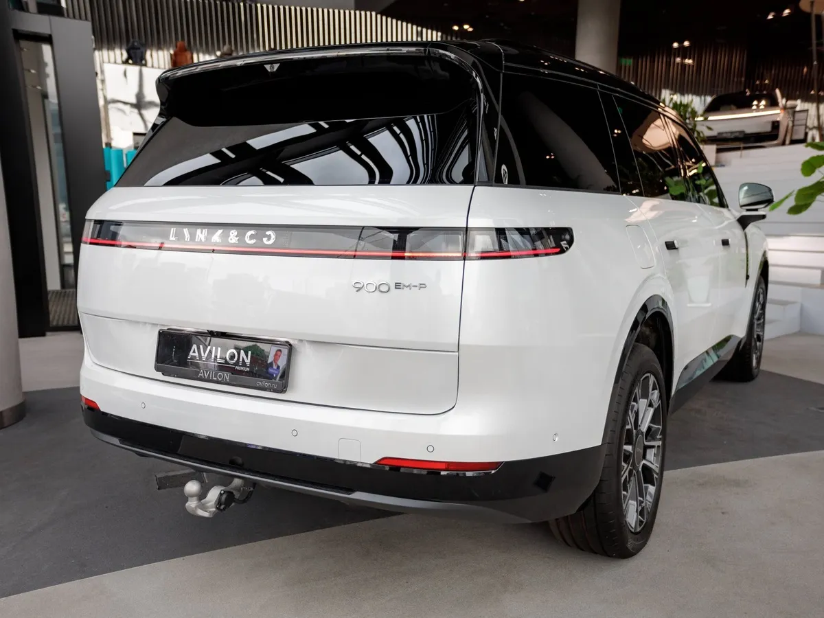 Lynk & Co 900 2.0 AT 4WD (884 л.с.) Ultra Белый в АВИЛОН. Слайд №6