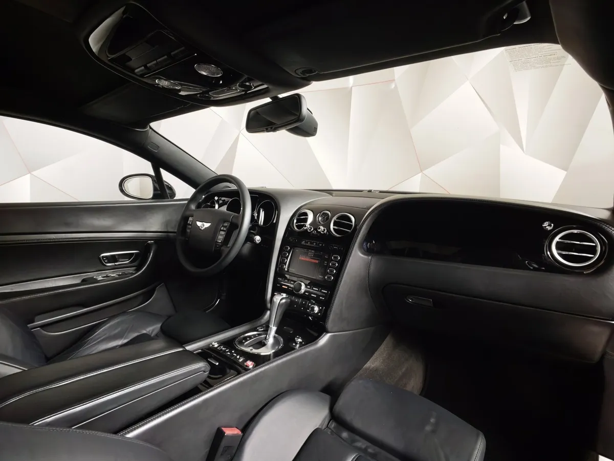 Bentley Continental GT 6.0 AT Twin Turbo (560 л.с.) Черный в АВИЛОН. Слайд №13