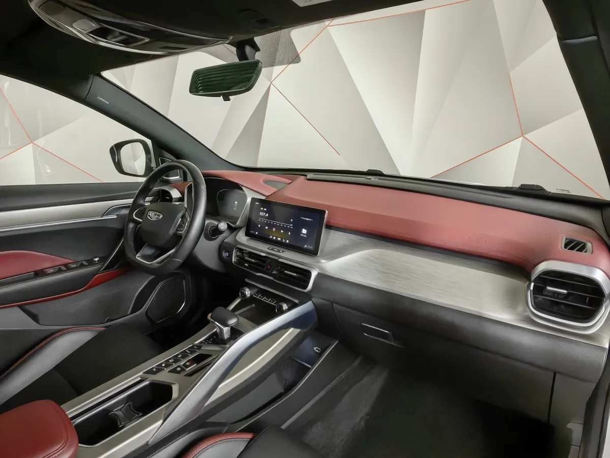 Geely Coolray 1.5T 7DCT 2WD (150 л.с.) Flagship Белый в АВИЛОН. Слайд №13