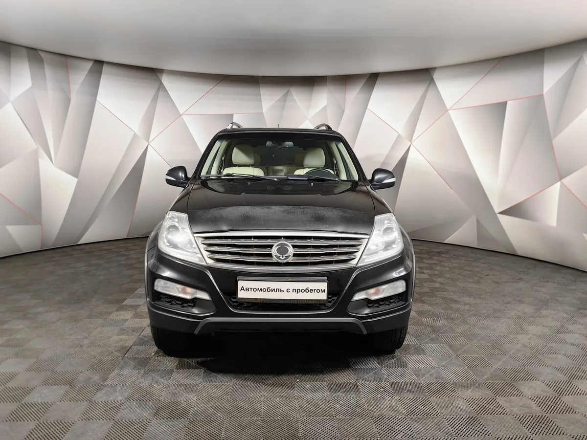 SsangYong Rexton 2.7 Xdi T-Tronic 4WD (165 л.с.) Черный в АВИЛОН. Слайд №7
