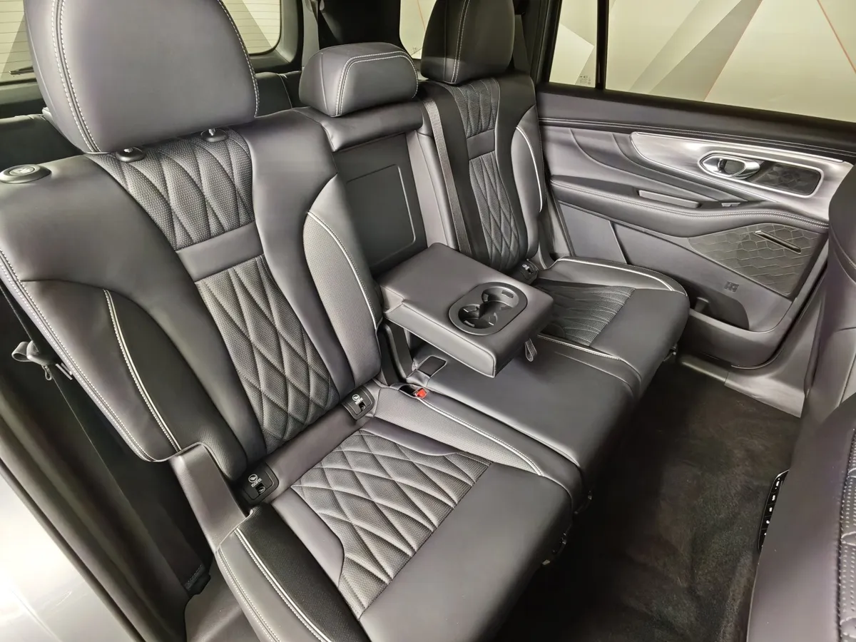 GAC GS8 2.0T 4WD (231 л.с.) GT Серый в АВИЛОН. Слайд №16