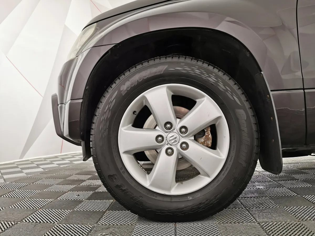 Suzuki Grand Vitara 2.4 AT (169 л.с.) Фиолетовый в АВИЛОН. Слайд №9