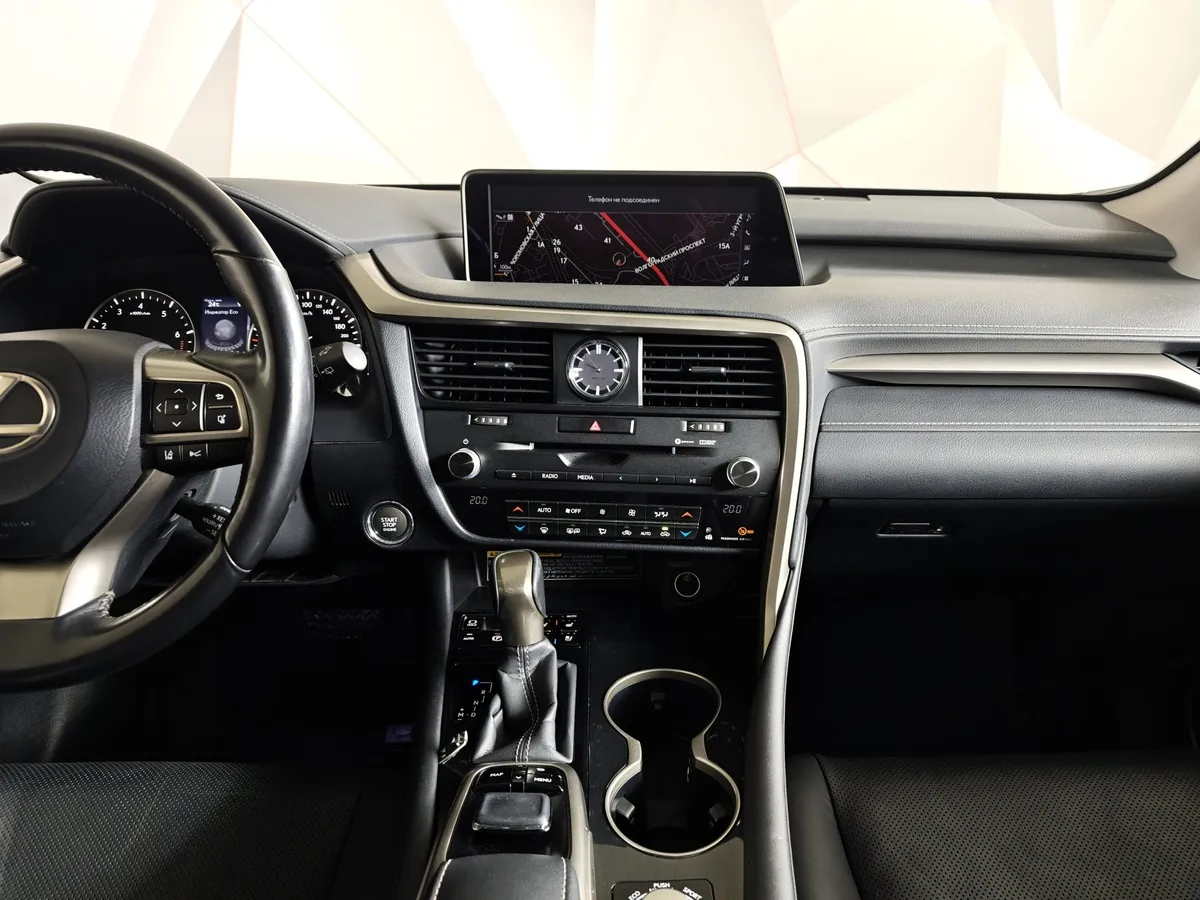 Lexus RX 350 AT AWD (300 л.с.) Executive Черный в АВИЛОН. Слайд №15