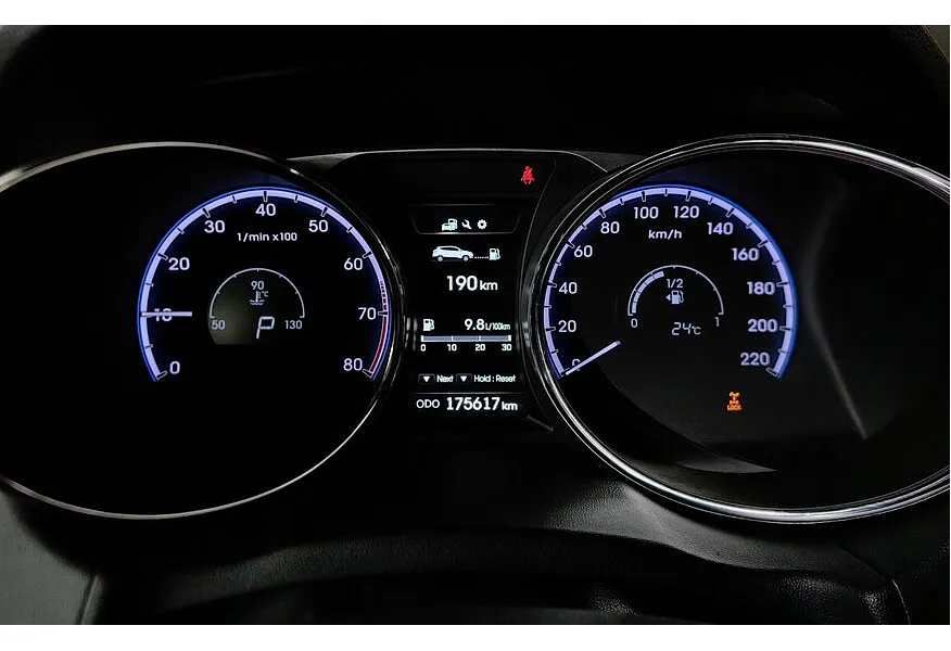 Hyundai ix35 2.0 AT 4WD (150 л.с.) Travel Коричневый в АВИЛОН. Слайд №18