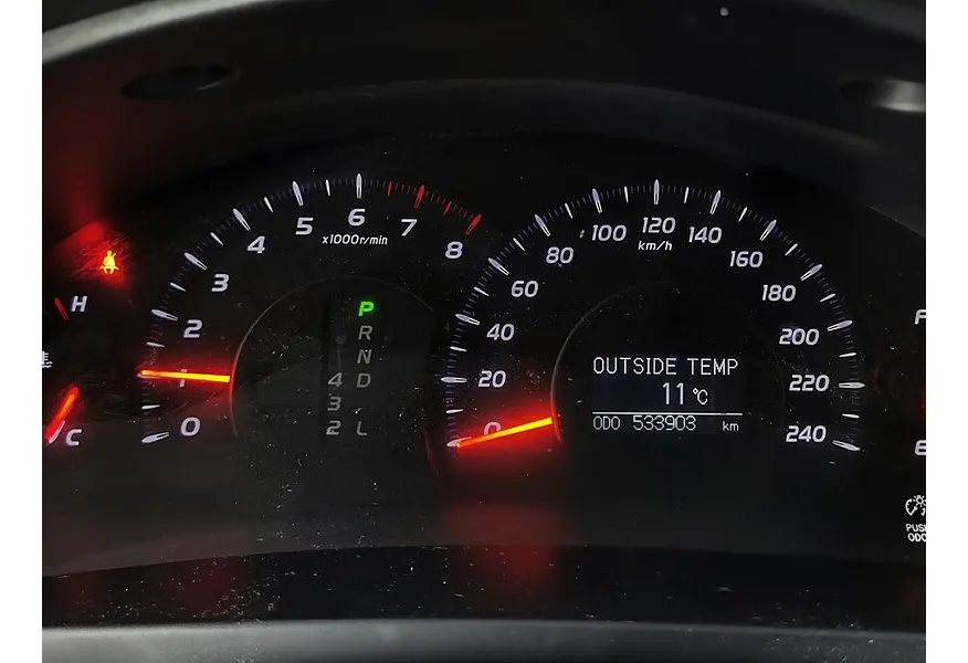 Toyota Camry 2.4 VVT-i AT (167 л.с.) Черный в АВИЛОН. Слайд №18