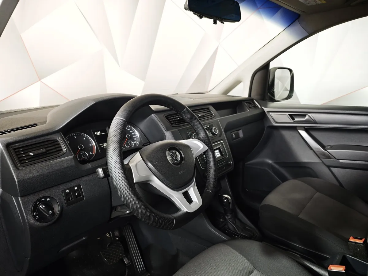 Volkswagen Caddy 1.6 TDI DSG (102 л.с.) Comfortline (5 мест) Белый в АВИЛОН. Слайд №18