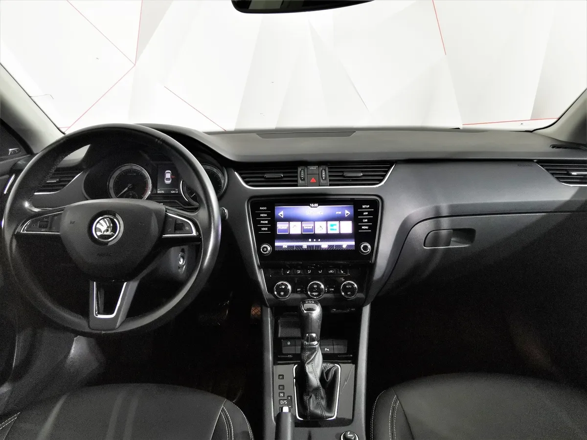 Skoda Octavia 1.8 TSI DSG (180 л.с.) Style Черный в АВИЛОН. Слайд №13