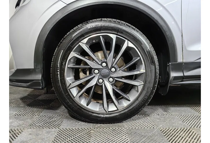 Geely Coolray 1.5T 7DCT 2WD (150 л.с.) Luxury Серый в АВИЛОН. Слайд №9