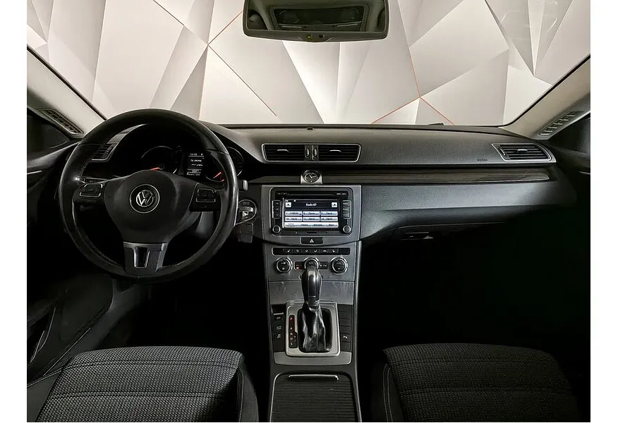 Volkswagen Passat CC 1.8 TSI DSG (152 л.с.) Бежевый в АВИЛОН. Слайд №13