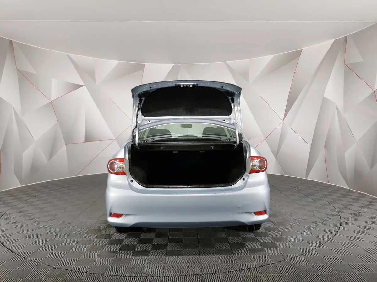 Toyota Corolla 1.6 MT (124 л.с.) Comfort Голубой в АВИЛОН. Слайд №9