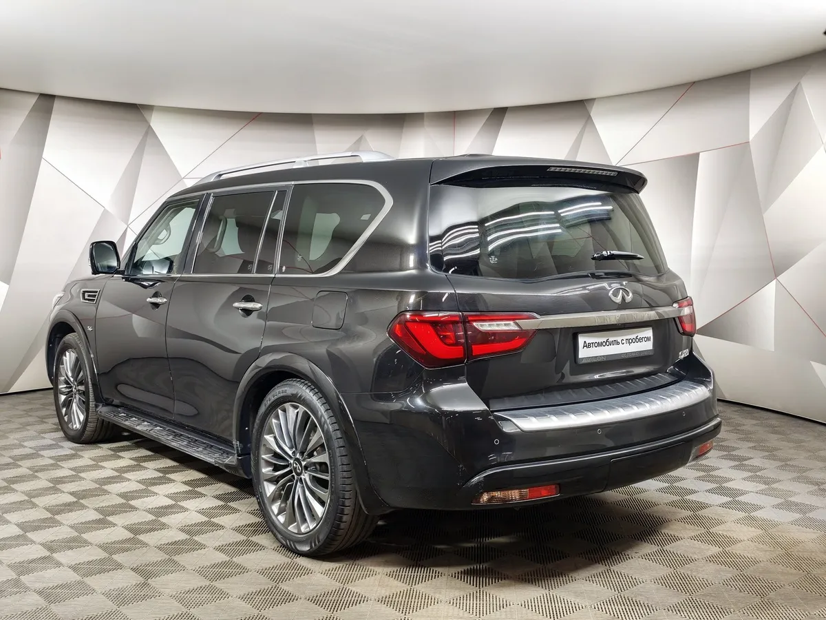 Infiniti QX80 5.6 АТ AWD (405 л.с.) Черный в АВИЛОН. Слайд №4