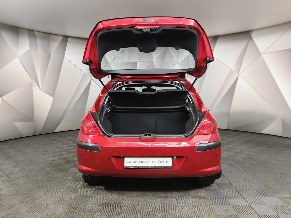 Peugeot 308 1.6 VTi AT (120 л.с.) Красный в АВИЛОН. Слайд №12
