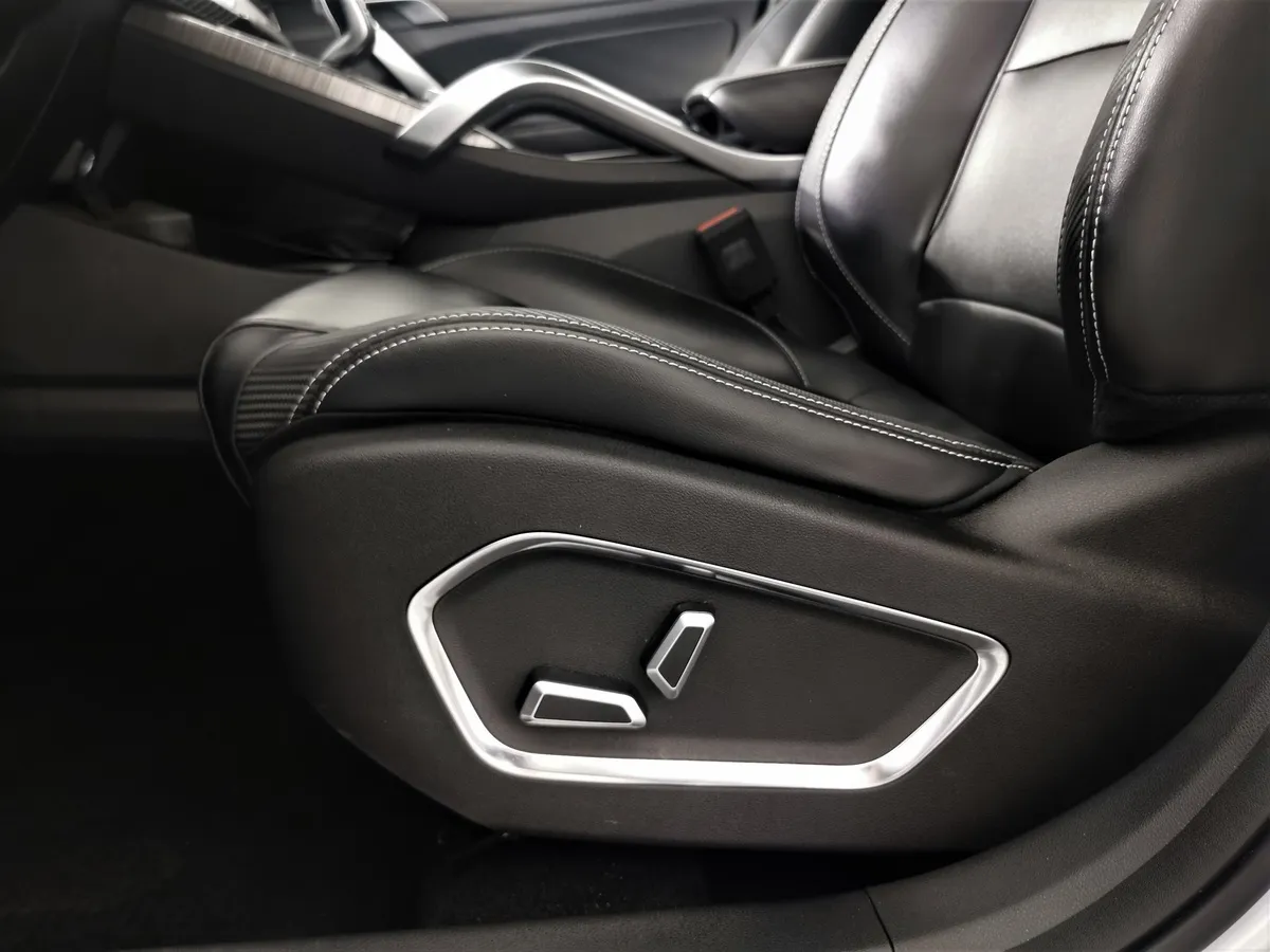 Geely Atlas Pro 1.5T 7DCT AWD (177 л.с.) Flagship+ Серый в АВИЛОН. Слайд №20