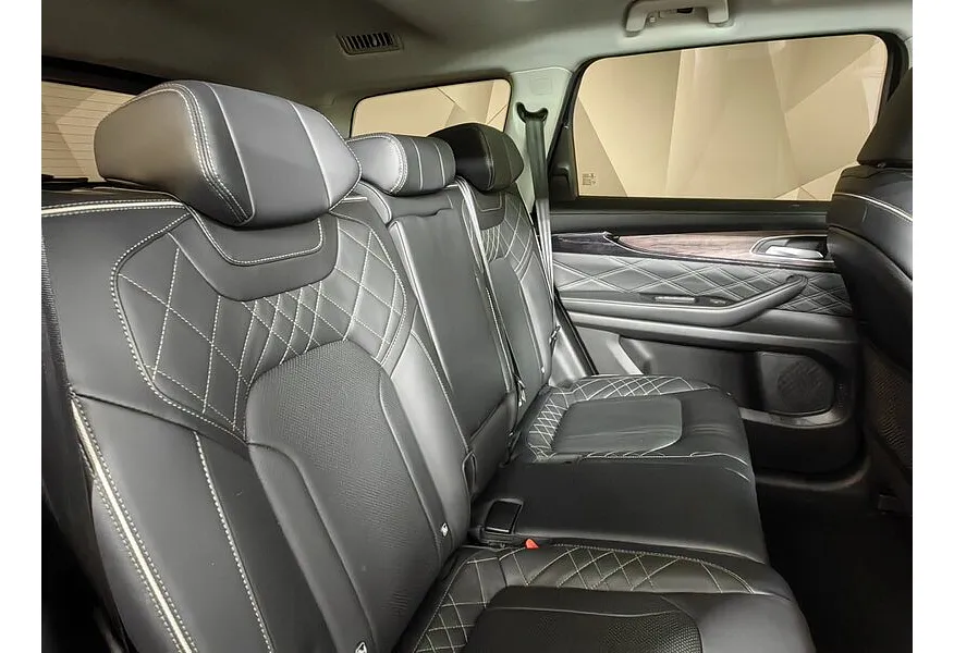 EXEED VX 2.0 AMT AWD (249 л.с.) President Фиолетовый в АВИЛОН. Слайд №15