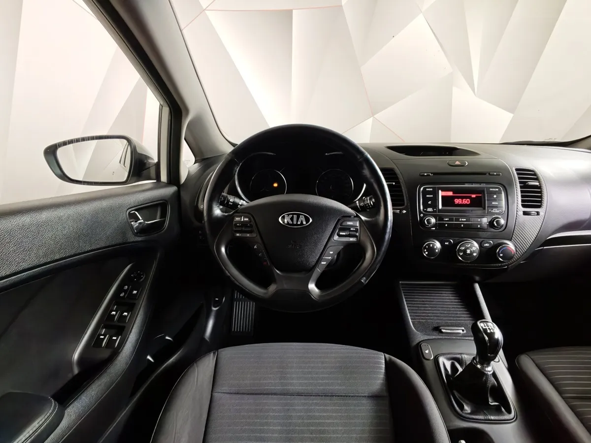 Kia Cerato 1.6 MT (130 л.с.) Comfort (D460) Белый в АВИЛОН. Слайд №18