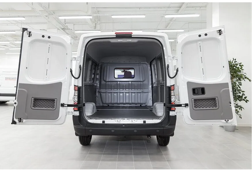 АВИЛОН - Sollers Atlant VAN 2.7D MT RWD SRW (150 л.с.) L3H2 3.5T Белый - slide 17