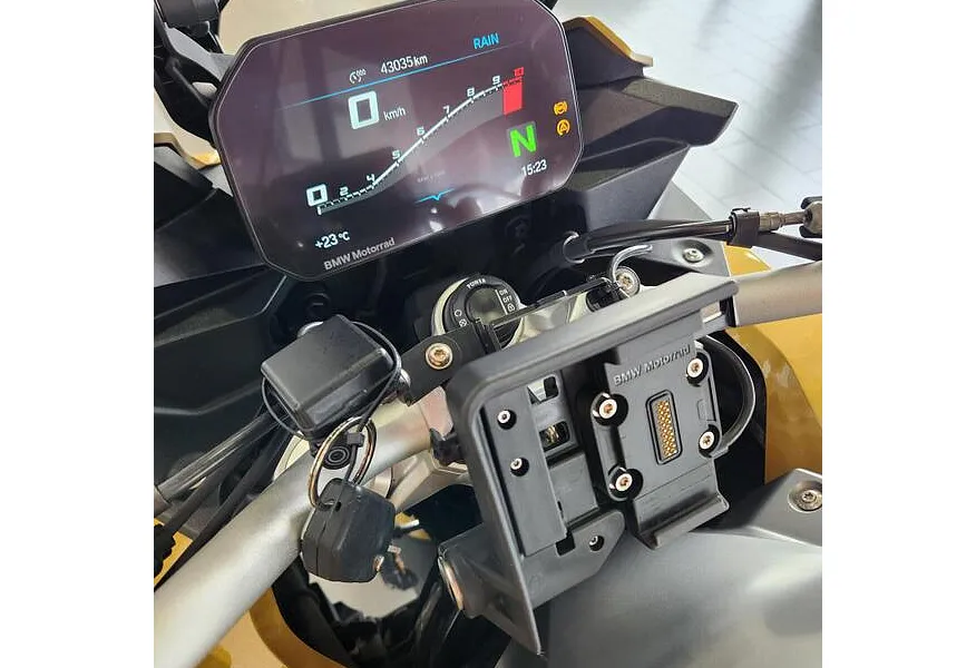 LIVE. Слайд №12