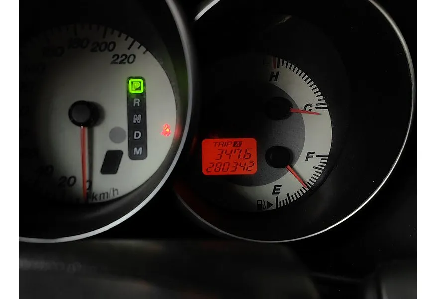 Mazda 3 1.6 AT (105 л.с.) Серый в АВИЛОН. Слайд №15