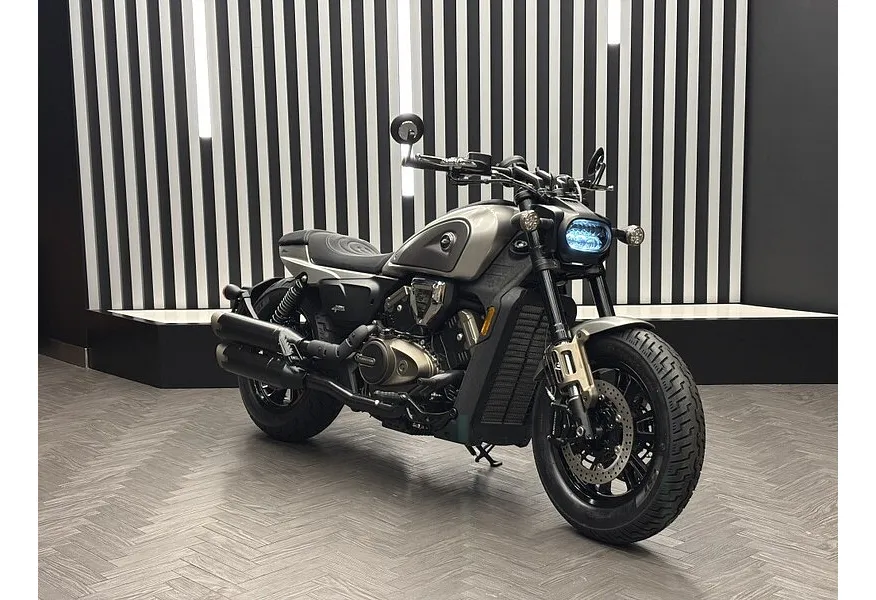 QJMOTOR SRV 600V 561 см³ (68 л.с.) (68) 561 Серебристый в АВИЛОН. Слайд №2 QJMOTOR SRV 600V 561 см³ (68 л.с.) (68) 561 Серебристый в АВИЛОН. Слайд №2