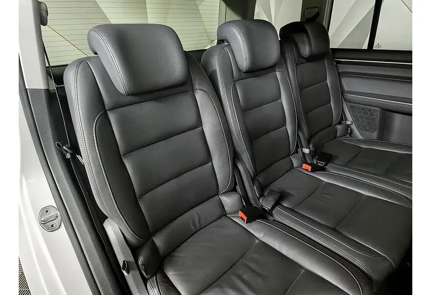 Volkswagen Touran 1.4 TSI DSG (140 л.с.) Highline Белый в АВИЛОН. Слайд №17