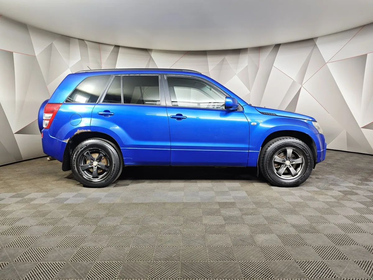 Suzuki Grand Vitara 2.0 MT AWD (140 л.с.) Синий в АВИЛОН. Слайд №6