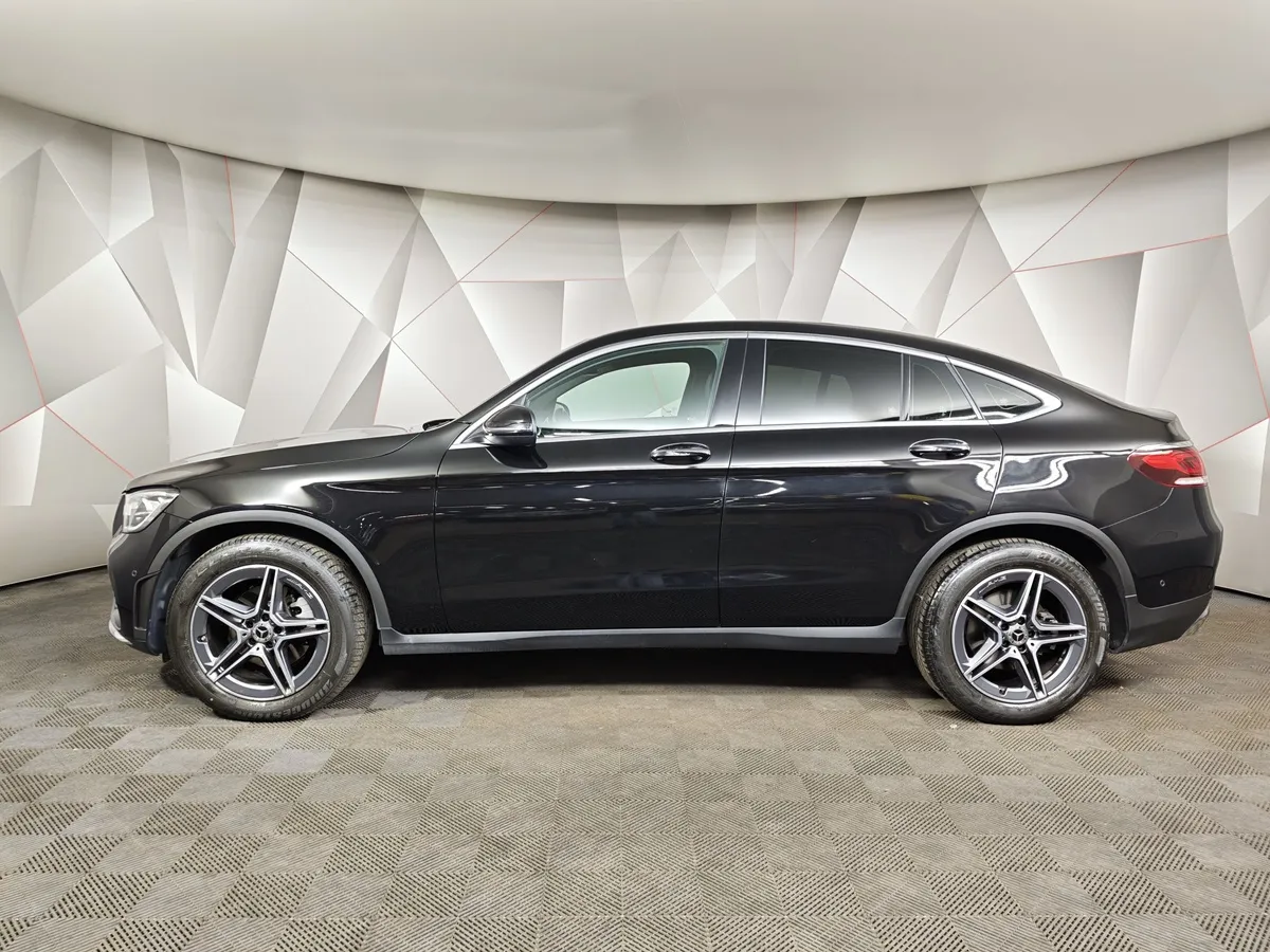 Mercedes-Benz GLC Купе 300 9G-TRONIC 4MATIC (249 л.с.) Sport Черный в АВИЛОН. Слайд №5