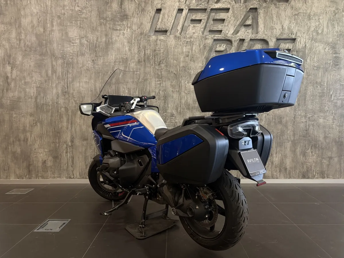 BMW Motorrad R 1300 RT 1300 см³ (145 л.с.) (145) 1300 Синий в АВИЛОН. Слайд №5