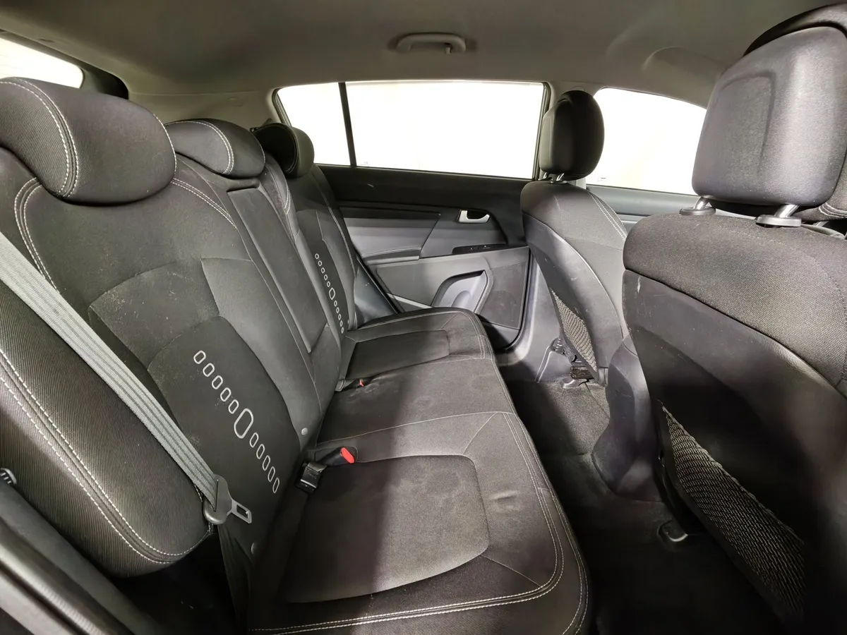 Kia Sportage 2.0 AT AWD (150 л.с.) Черный в АВИЛОН. Слайд №16