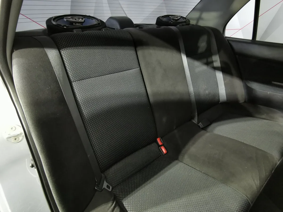 Mitsubishi Lancer 1.6 MT (98 л.с.) Серый в АВИЛОН. Слайд №16