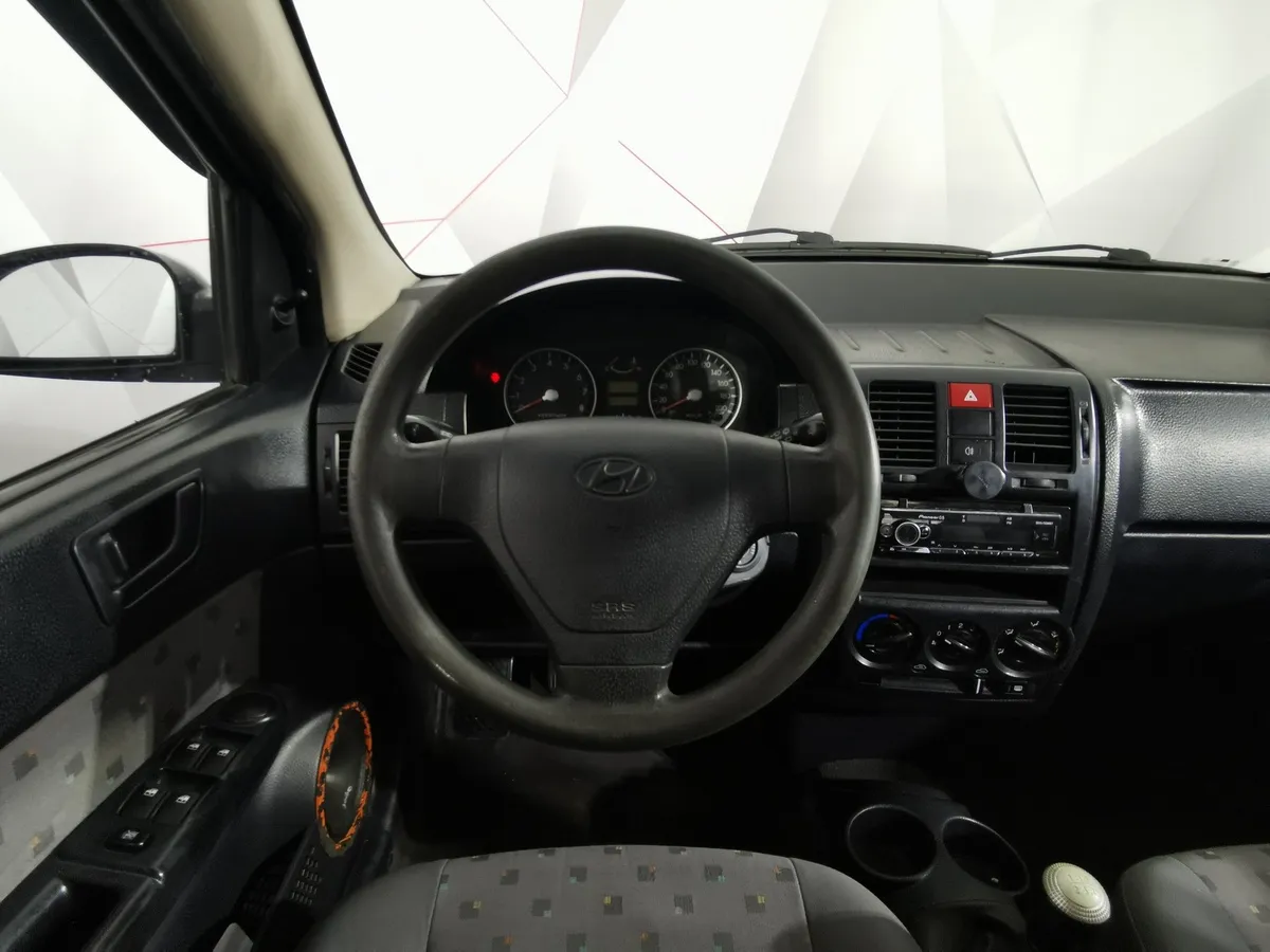 Hyundai Getz 1.3 AT (85 л.с.) Серебристый в АВИЛОН. Слайд №18