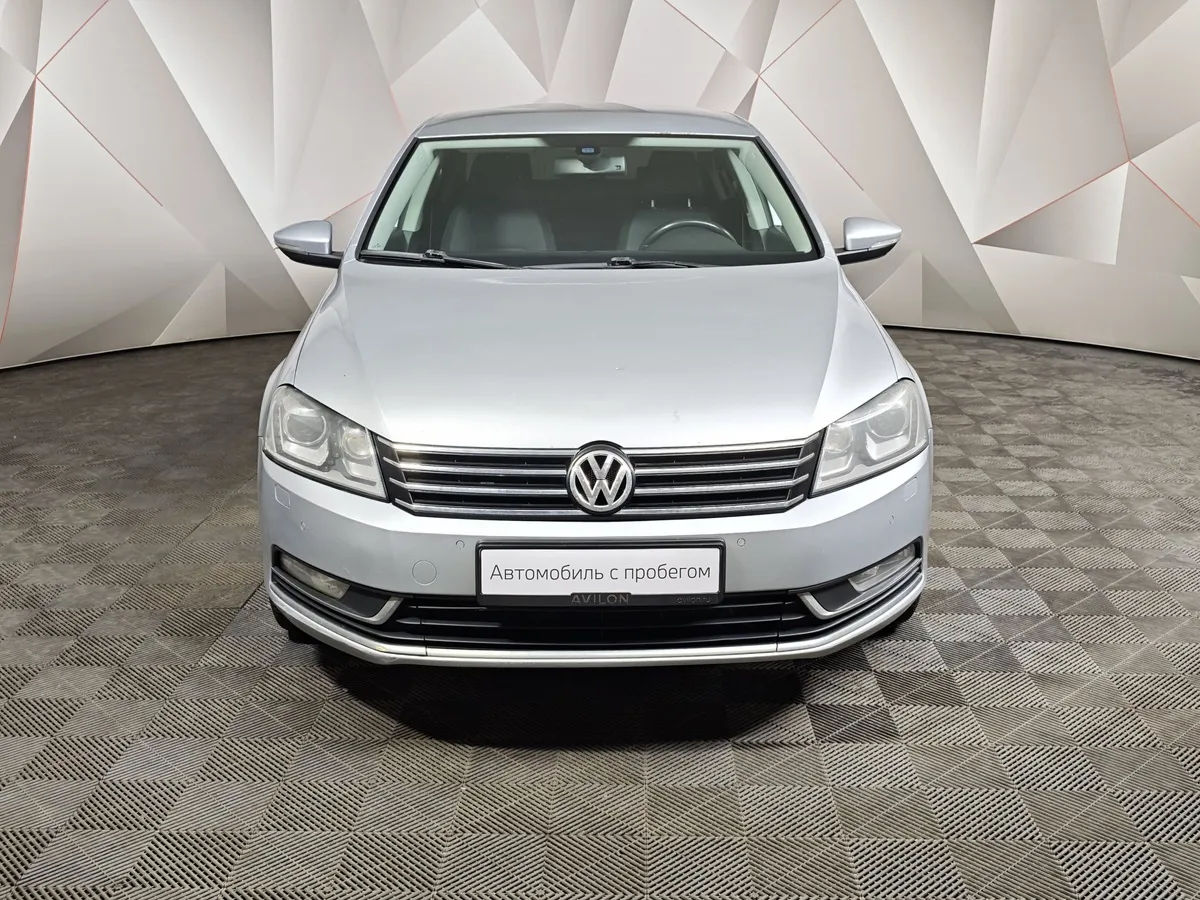 Volkswagen Passat 1.8 TSI DSG (160 л.с.) Серебристый в АВИЛОН. Слайд №7