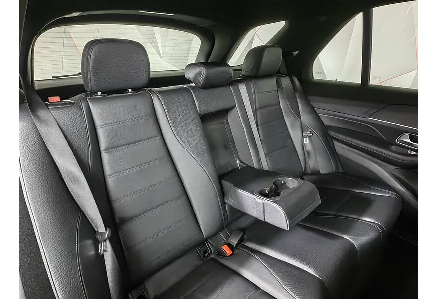 Mercedes-Benz GLE 300 d 4MATIC 9G-TRONIC (245 л.с.) Sport Белый в АВИЛОН. Слайд №17