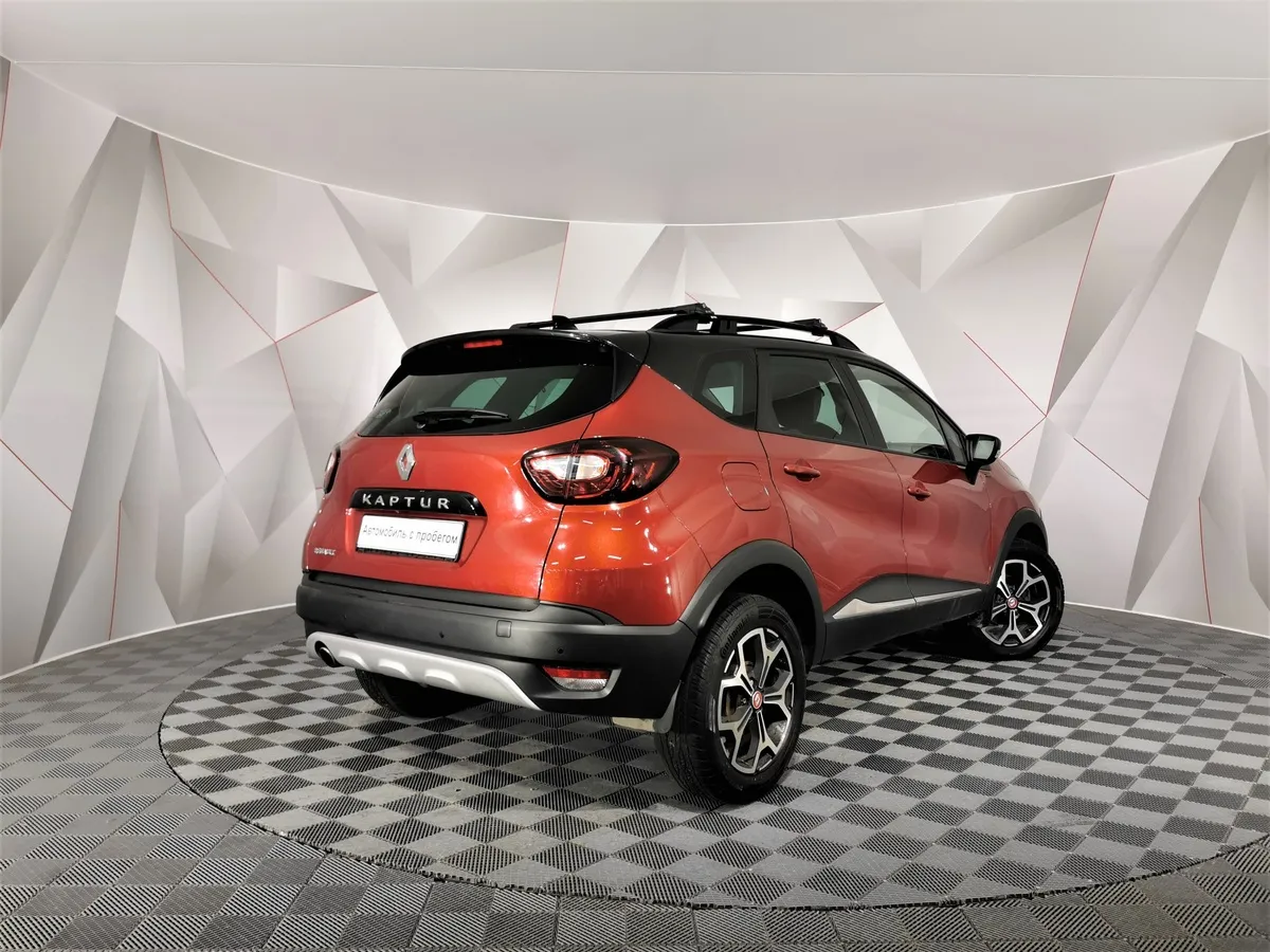 Renault Kaptur 1.6 X-tronic (114 л.с.) Life Красный в АВИЛОН. Слайд №2