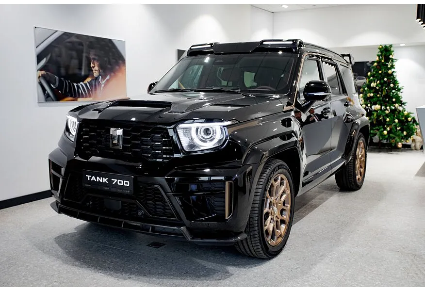 АВИЛОН - TANK 700 3.0 Turbo V6 AT 4WD (422 л.с.) Edition One Черный - slide 0