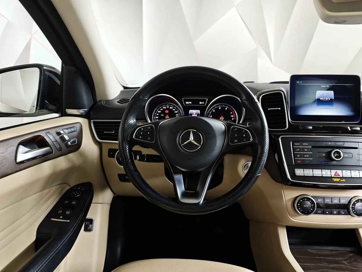 Mercedes-Benz GLE Купе 400 4MATIC 9G-TRONIC (333 л.с.) Особая серия Черный в АВИЛОН. Слайд №20